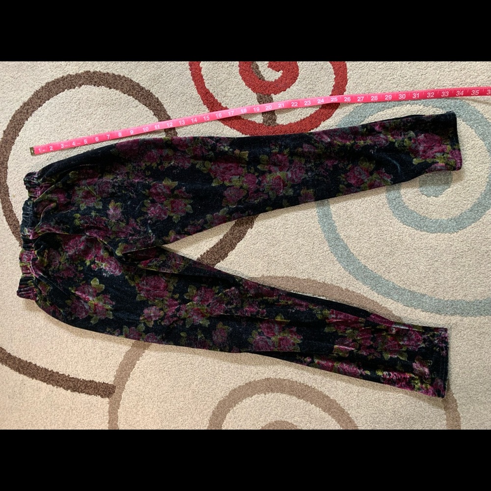 American Rag Velvet Floral Leggings Size XS